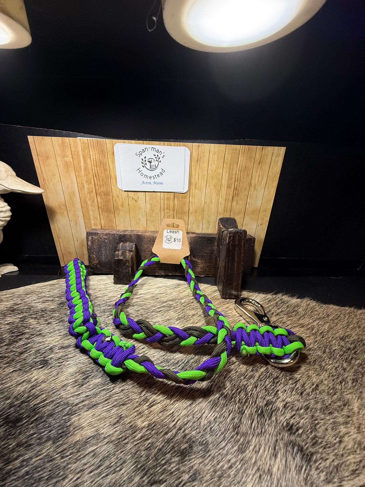 Paracord Leash