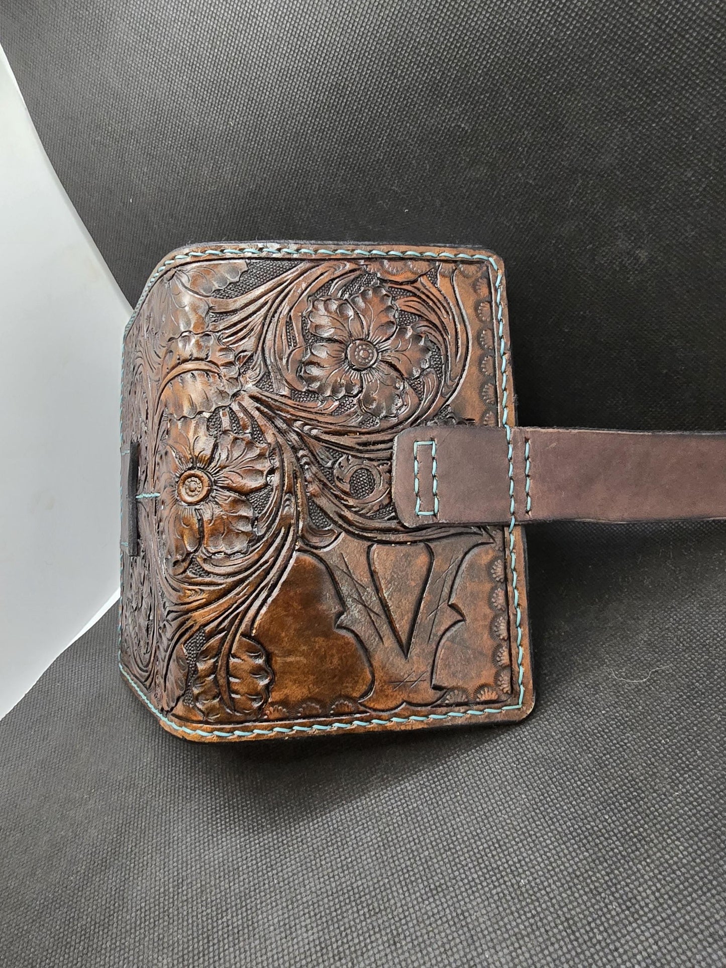 Premium Custom Leather Padfolio – Handmade Full-Grain Organizer with Personalization