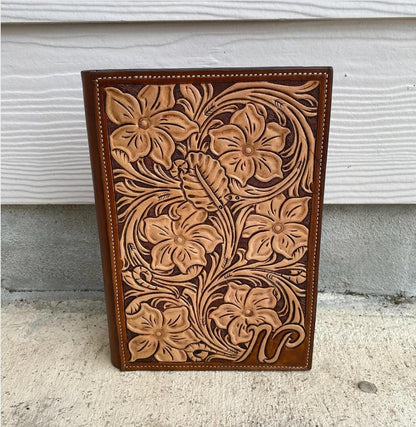 Premium Custom Leather Padfolio – Handmade Full-Grain Organizer with Personalization