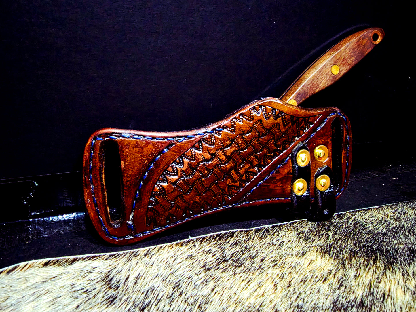 Handmade Leather Knife Scabbard – Durable, Custom Fit Sheath